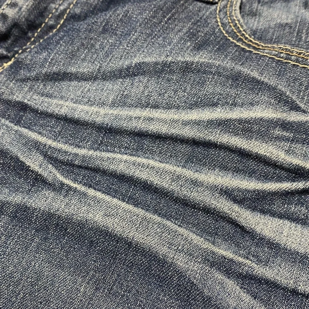 Jean Shorts Women’s 12 Blue Medium Wash Denim Casual Mid Rise Five Pocket Bottom
